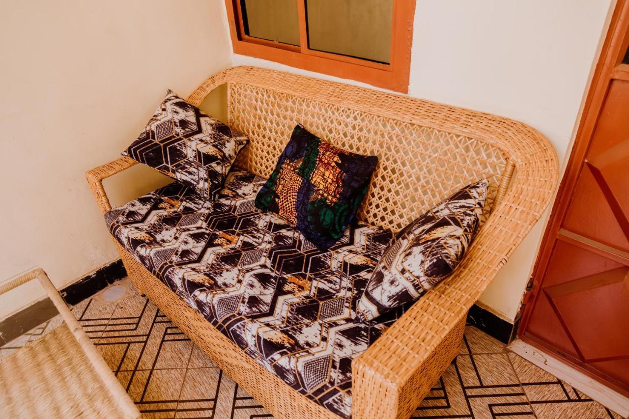 Kisanga Homestay โมชิ ภายนอก รูปภาพ